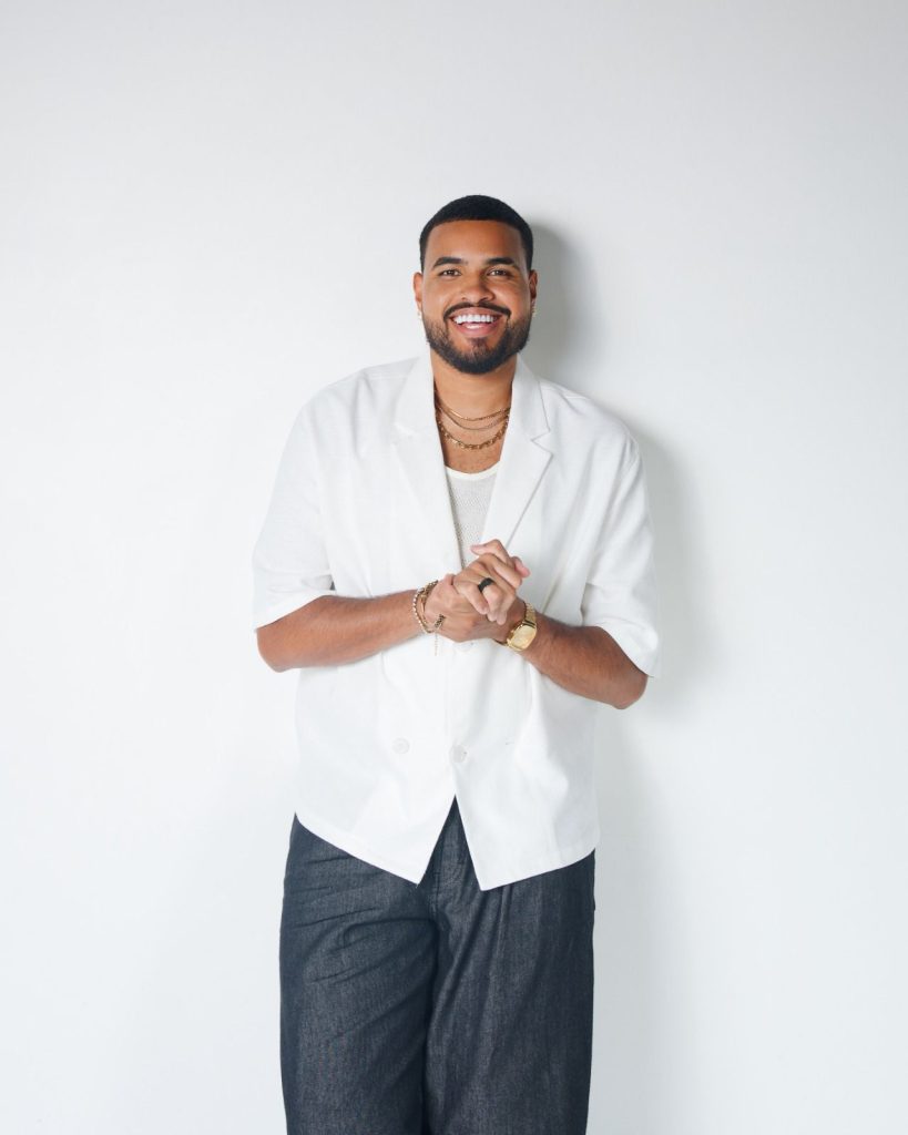 Yan prepara gravação com participações de Dilsinho e Léo Santana